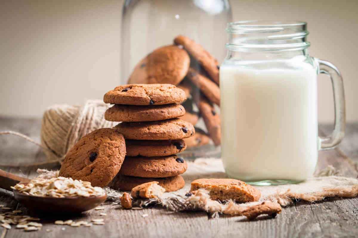 Latte e biscotti